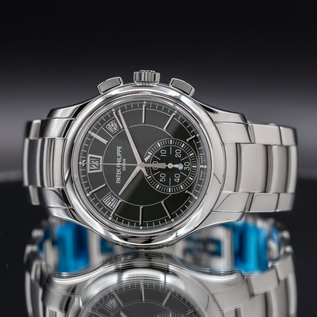 Patek Philippe Complications 5905/1A-001 Image 6